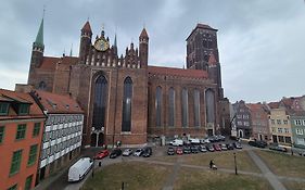 Apartment In Old Town - View Of Mariacki Church